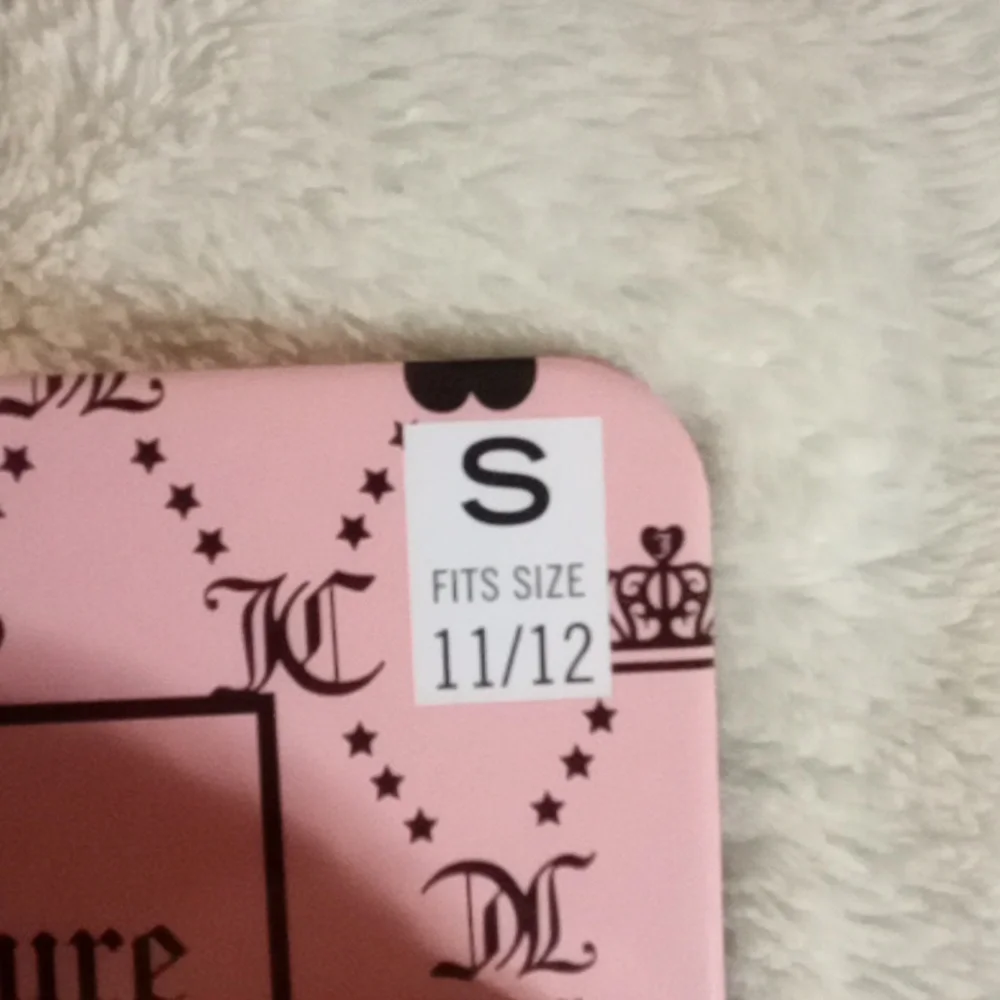 Juicy Couture Fuzzy Pink Heart Slippers SIZE 11-12 NWT